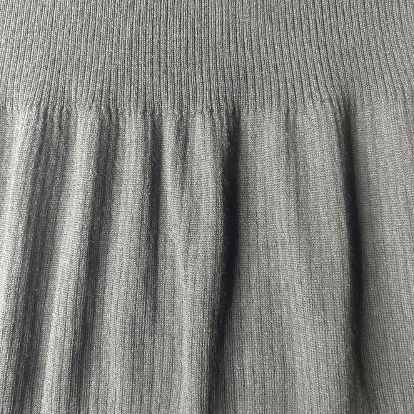 Uniqlo Women’s S Black Sweater Dress Knit Midi Goth Stretch Casual Wool Blend - Picture 3 of 9